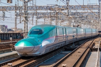 E5系でめぐる「北海道新幹線開業10周年・東北新幹線全線開業15周年記念」2026年3月運行