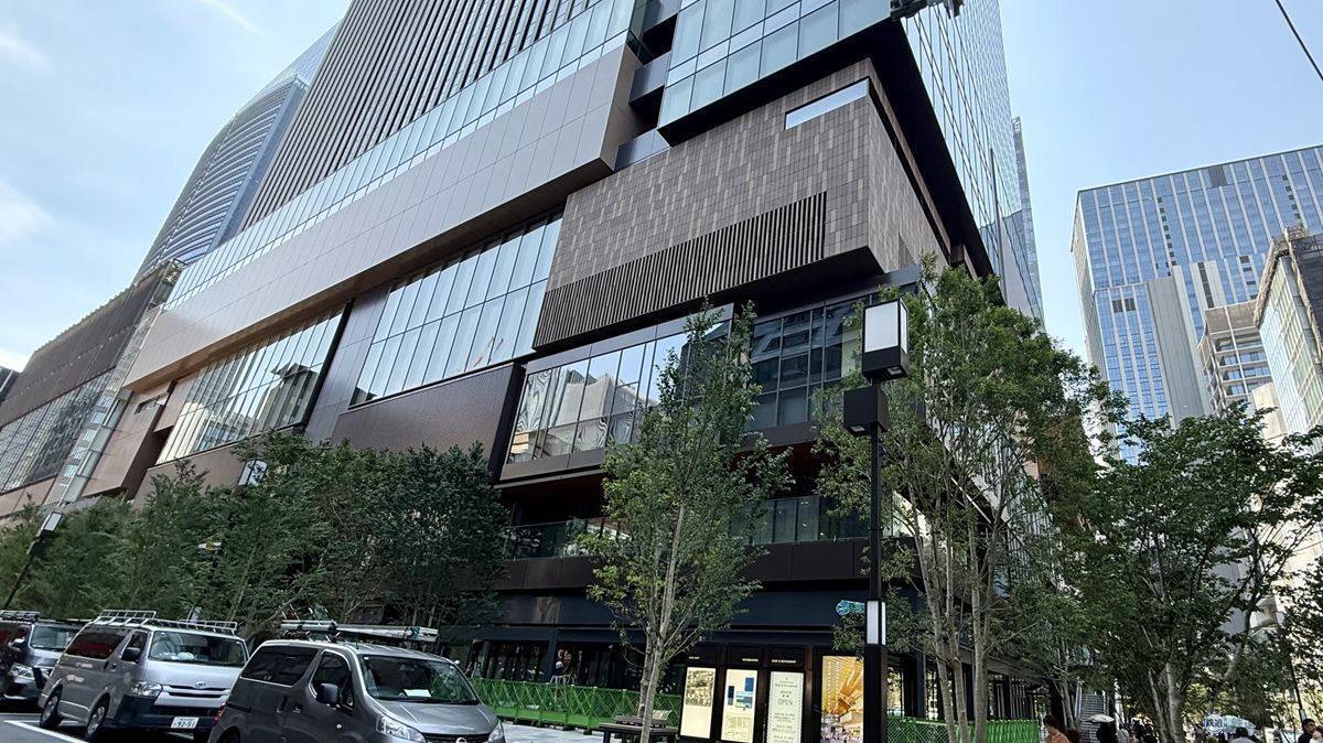 東京駅・八重洲グルメの新定番！「TOFROM YAESU」ミシュラン店から大衆酒場まで68店舗が集結した食の空間を徹底解剖！（9/10開業）