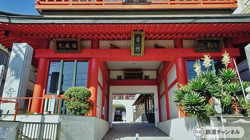 天正八年（1580年）に開山したお寺です【駅ぶら】06京王電鉄225　高尾線15