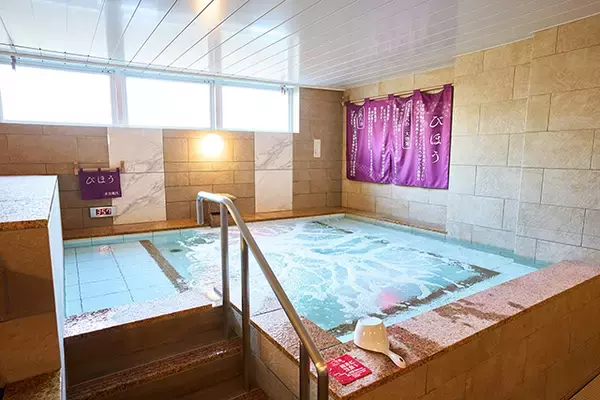 「JR中央線 武蔵小金井駅 高架下に極楽湯空間「RAKU SPA Station 武蔵小金井」12/5 OPEN！ 電車の足音と半露天風呂 サウナ 岩盤浴 レストラン  コワーキングスペース　オンもオフもここで何時間でも過ごせる♪」の画像