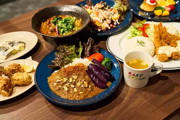 「JR中央線 武蔵小金井駅 高架下に極楽湯空間「RAKU SPA Station 武蔵小金井」12/5 OPEN！ 電車の足音と半露天風呂 サウナ 岩盤浴 レストラン  コワーキングスペース　オンもオフもここで何時間でも過ごせる♪」の画像