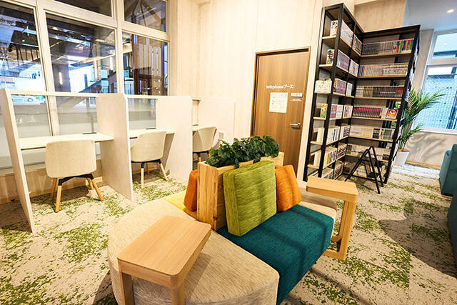 JR中央線 武蔵小金井駅 高架下に極楽湯空間「RAKU SPA Station 武蔵小金井」12/5 OPEN！ 電車の足音と半露天風呂 サウナ 岩盤浴 レストラン  コワーキングスペース　オンもオフもここで何時間でも過ごせる♪