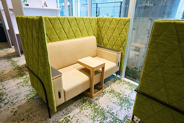 JR中央線 武蔵小金井駅 高架下に極楽湯空間「RAKU SPA Station 武蔵小金井」12/5 OPEN！ 電車の足音と半露天風呂 サウナ 岩盤浴 レストラン  コワーキングスペース　オンもオフもここで何時間でも過ごせる♪