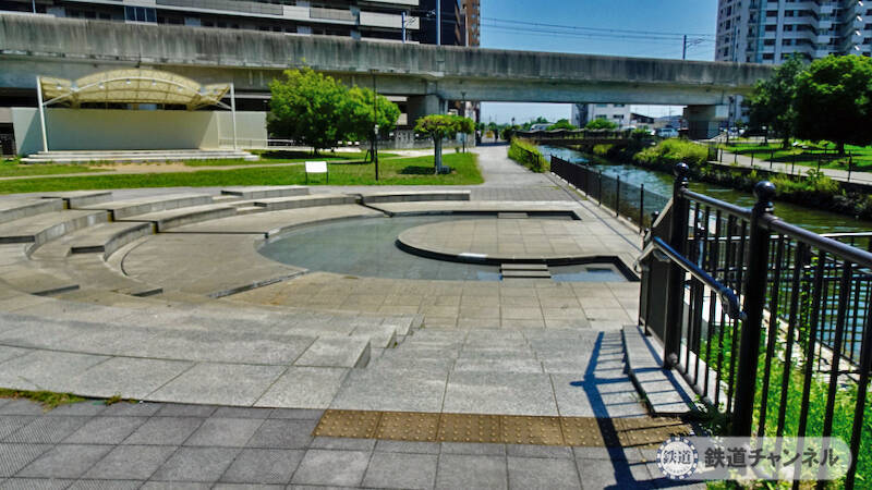 つくばエクスプレス【駅ぶら】036　三郷中央駅　その2　におどり公園　パティスリー　レ･コロレ