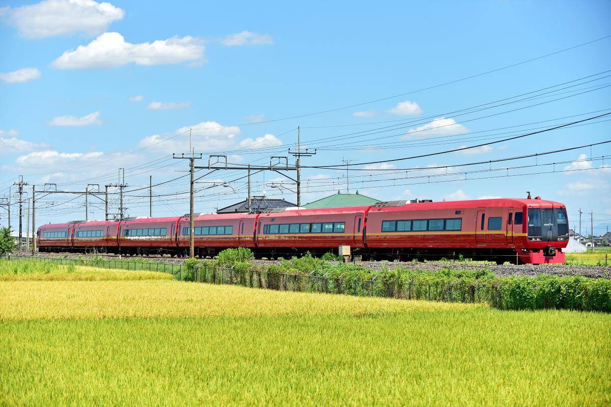JR･東武の直通特急が”青色”に変身！直通20周年で253系に新デザイン、6/13新宿～日光･鬼怒川で定期運行開始、駅でのおもてなし情報も