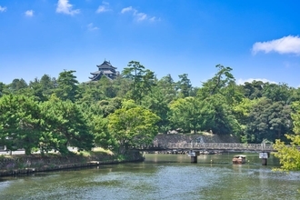 朝ドラ「ばけばけ」の舞台・松江を観光ガイド付き“ばけバス”ツアーで! 小泉八雲と妻セツゆかりの地を巡ろう(松江発)