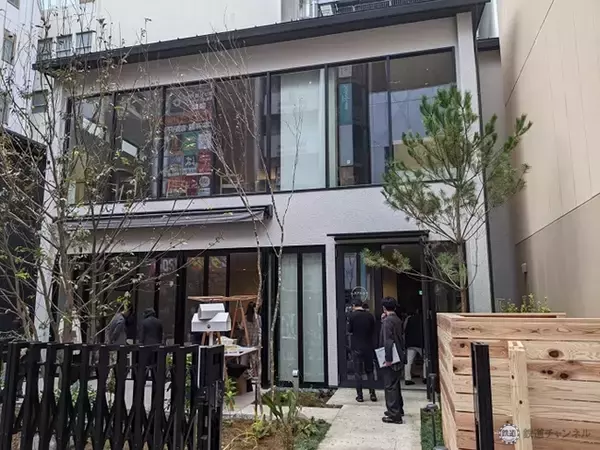 「「鉄道のまち大宮」は今も鉄分いっぱい！　JR大宮駅東口には新しい商業施設「ムスブルミネ」開業（埼玉県さいたま市）【コラム】」の画像