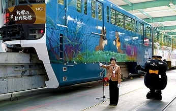 多摩モノレール「平成狸合戦ぽんぽこ」ラッピング車両に乗って東京30市町村の魅力を体感♪小池百合子都知事 出発合図 30秒動画もワクドキ！2050東京戦略