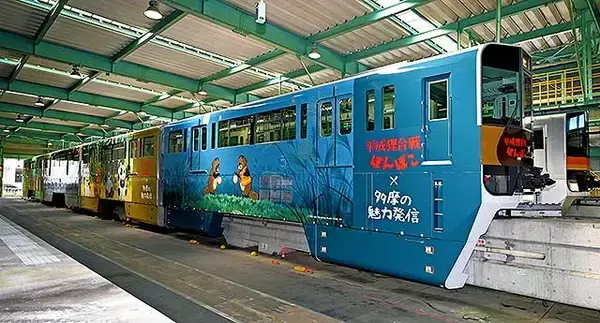 「多摩モノレール「平成狸合戦ぽんぽこ」ラッピング車両に乗って東京30市町村の魅力を体感♪小池百合子都知事 出発合図 30秒動画もワクドキ！2050東京戦略」の画像