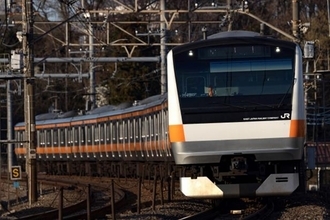 武蔵小金井検修庫で初の撮影会 E233系0代の「かつての姿」再現演出も……JR東日本