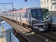 つくばのモビリティサービスと柏の葉のレベル４自動運転バスで同日同時間帯に会見　TX沿線の綱渡り取材【コラム】