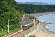 和歌山県美浜町の町制施行70周年で「ブルーインパルス」が飛ぶ！JR西日本もきのくに線で臨時列車を運転
