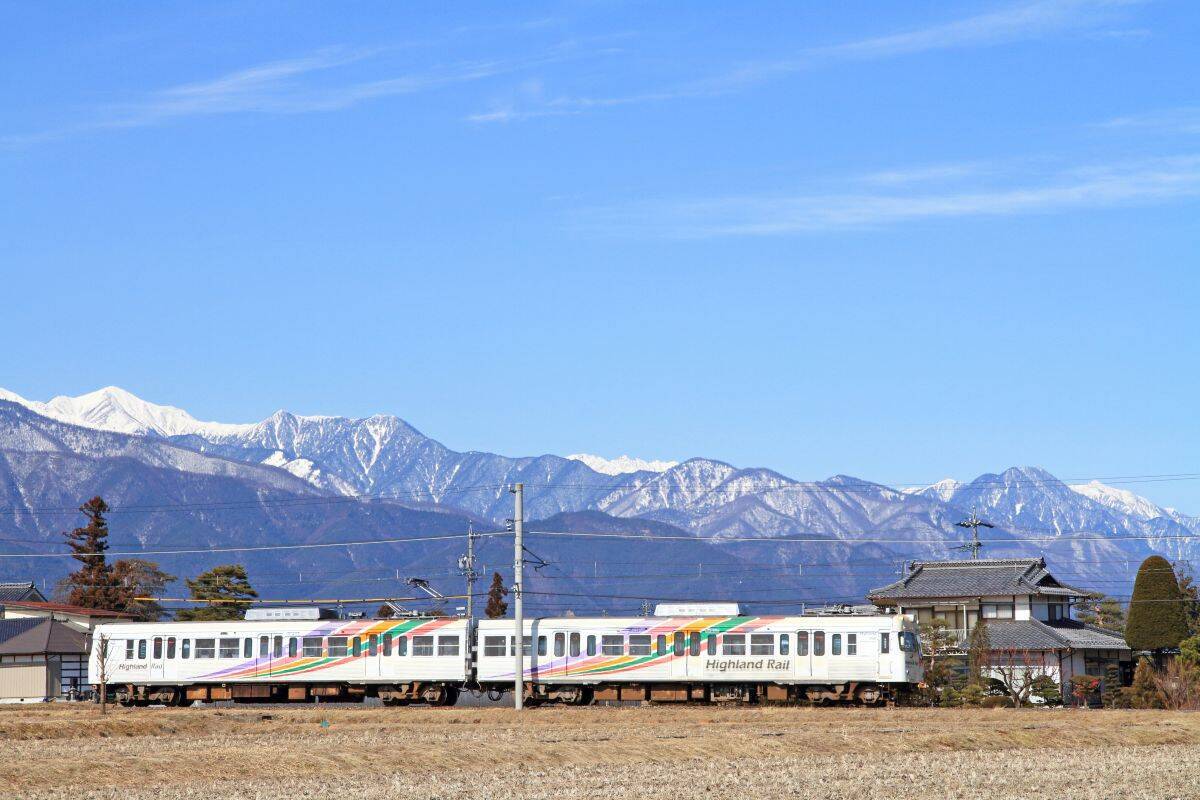最高のトレインビュースポット発見からビックリな出会いまで巻き起こる「新・鉄道ひとり旅」276回目の舞台は「アルピコ交通上高地線」