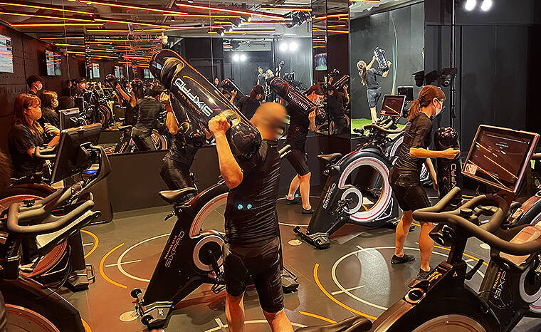 SIXPAD HOME GYM「スイング＆コア for Golf Part 2」がヤバい楽しいめっちゃハマる！ 速筋 ゴルフスイング 体幹が自宅で同時に鍛えられるシックスパッド最新コンテンツ