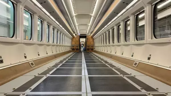 「JR東日本「荷物専用新幹線」運行開始！ E3系が拓く物流の未来 自動搬送AGVが支える「はこビュン」最前線をレポート（東京都北区）」の画像