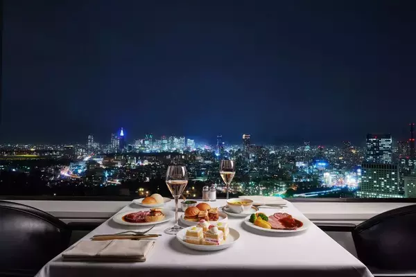 「都心の夜空を彩る「神宮花火」が見える “ニューオータニ”＆ “プリンスホテル”の特別宿泊プラン！人混みを避け客室から楽しむ贅沢ステイ」の画像
