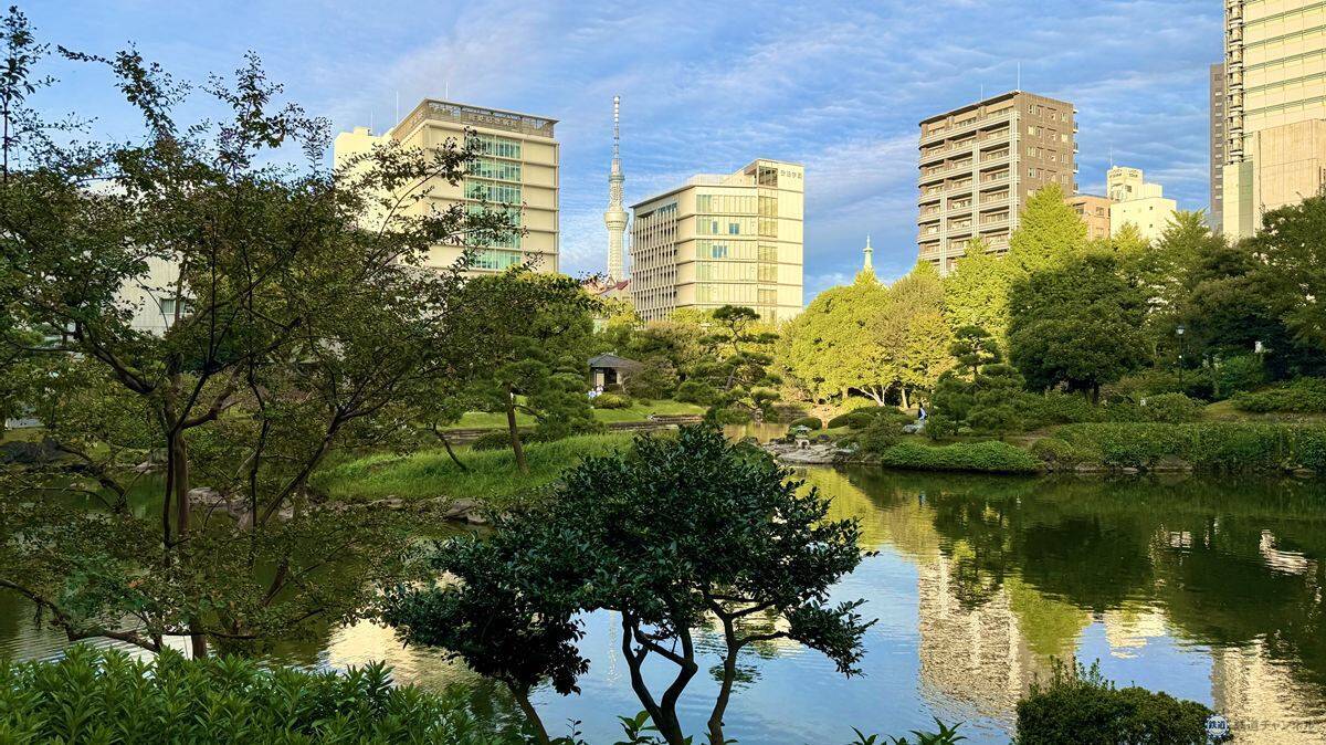 葛飾北斎の痕跡から国技館の地下工場まで!?  両国の見どころを巡る「まち歩き歴史ガイドツアー」で江戸と現代が交差する東京の魅力を再発見！