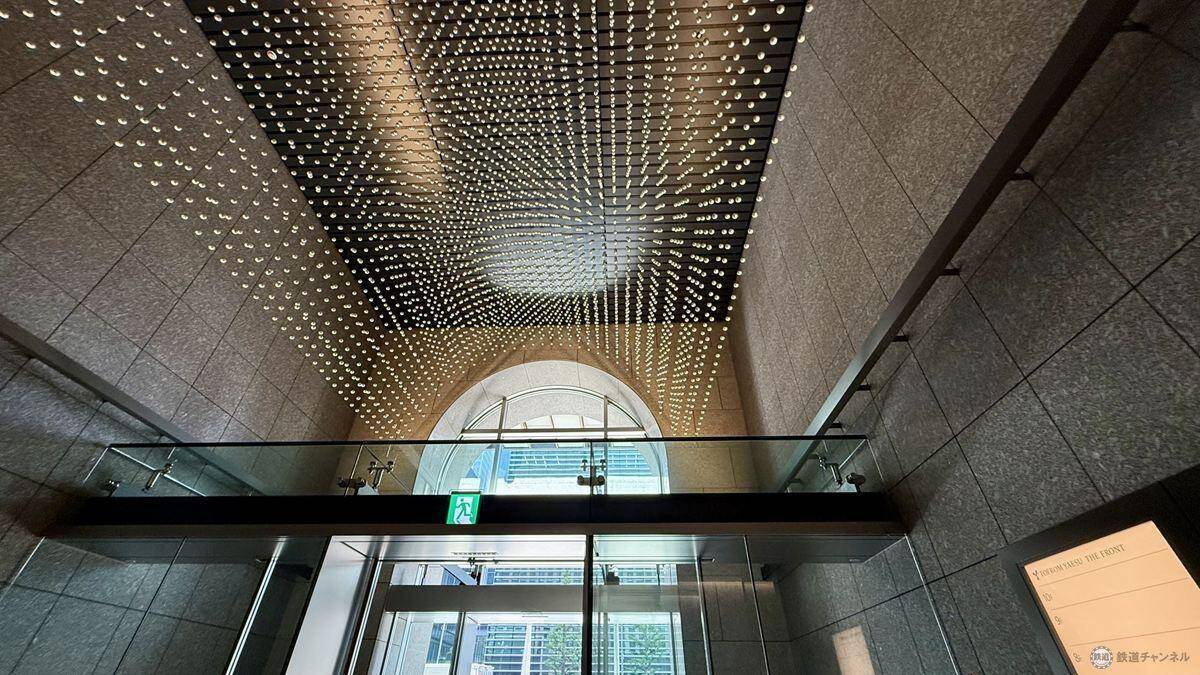 東京駅直結・八重洲の新ランドマーク「TOFROM YAESU TOWER」9/10開業！ 雨に濡れないバスターミナル直結でスキマ時間が充実