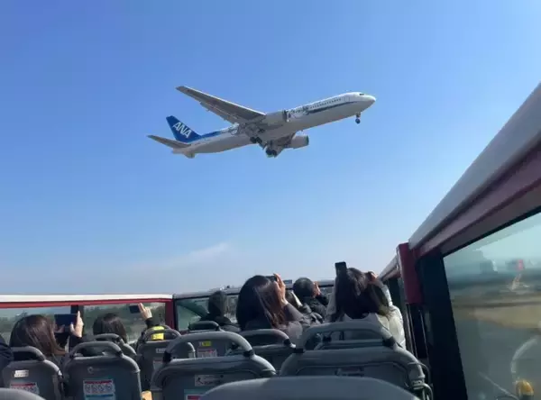 「福岡オープントップバスに14年ぶり新型車両導入！ 3/28から新設の「太宰府コース」の魅力は？ 車両の全貌と新ルートの魅力を解説」の画像