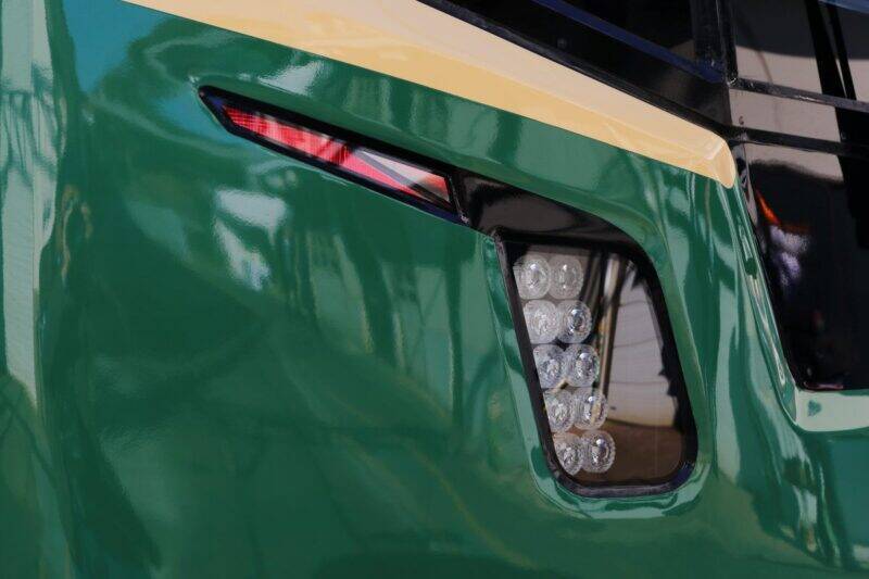 江ノ電20年ぶりの新型「700形」デビュー【2026年4月】湘南の海を望む“海側クロスシート”＆大パノラマの前面展望