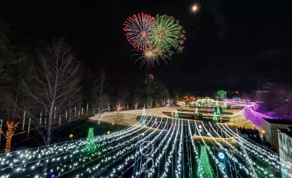 「国宝･松本城の冬の風物詩 “プロジェクションマッピング”と長野県最大級の “安曇野イルミネーション”！ この冬は 信州へ行こう！」の画像