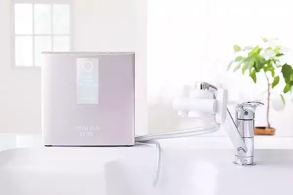 「日本トリム WEB限定 電解水素水 整水器 トリムイオンCURE が 12/26 まで最大37％オフの9万9000円！ 12/11 は胃腸の日、日本トリムが二日酔いの症状 原因 予防法を伝授」の画像