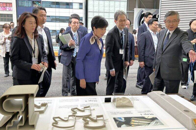 銀座の一等地に誕生した奇跡の空間を「空中公園」に！廃止された首都高速KK線の利活用イベント「Roof Park Fes & Walk 2026」潜入レポート