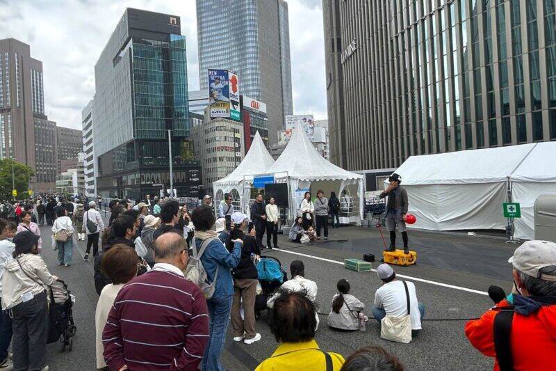 銀座の一等地に誕生した奇跡の空間を「空中公園」に！廃止された首都高速KK線の利活用イベント「Roof Park Fes & Walk 2026」潜入レポート