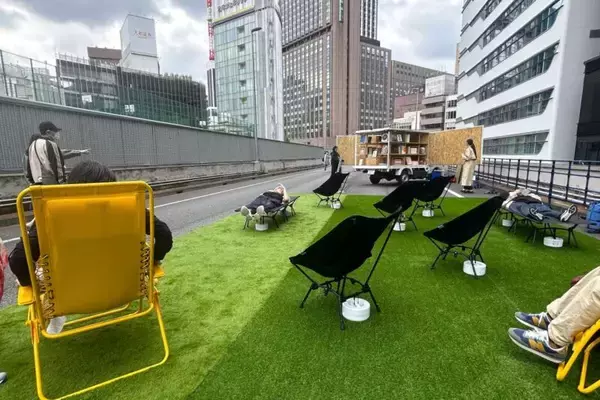 「銀座の一等地に誕生した奇跡の空間を「空中公園」に！廃止された首都高速KK線の利活用イベント「Roof Park Fes & Walk 2026」潜入レポート」の画像