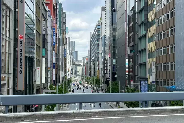 「銀座の一等地に誕生した奇跡の空間を「空中公園」に！廃止された首都高速KK線の利活用イベント「Roof Park Fes & Walk 2026」潜入レポート」の画像