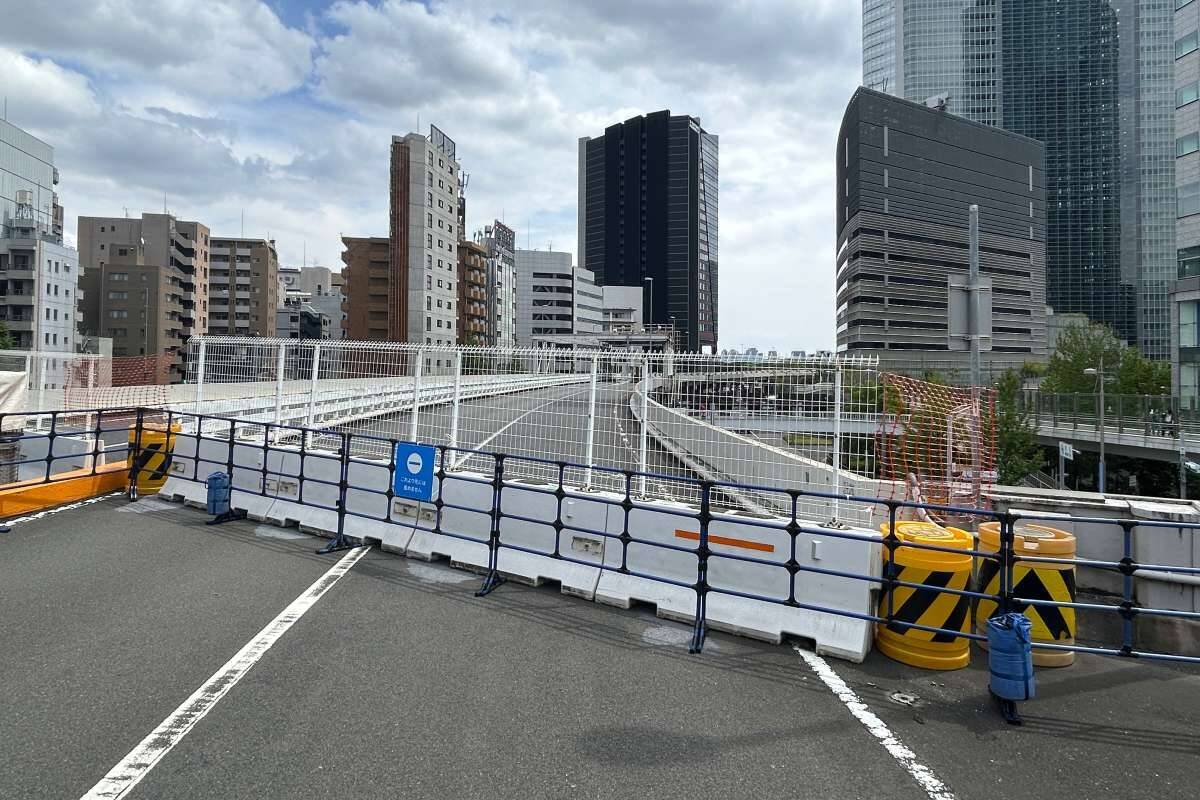銀座の一等地に誕生した奇跡の空間を「空中公園」に！廃止された首都高速KK線の利活用イベント「Roof Park Fes & Walk 2026」潜入レポート
