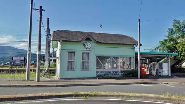 「絵本に出て来る？【木造駅舎カタログ】山陰本線49/150　石原駅」の画像