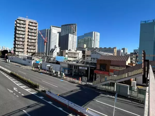 京急 北品川駅の新駅舎デザイン決定！ 旧東海道と調和する “和モダン”高架駅で開かずの踏切解消へ、連続立体交差事業の進捗状況は？