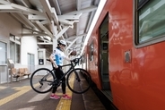 自転車で鳥取を旅する「鳥取うみなみサイクルトレイン」2026年度は4/4運行開始！ 予約方法・料金・対象列車を徹底解説（山陰本線）