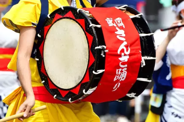 「盛岡さんさ踊り完全ガイド！ 有料席チケット情報から飛び入り参加方法、臨時新幹線での東北周遊ルートまでガイド（2026年8月1日〜4日）」の画像