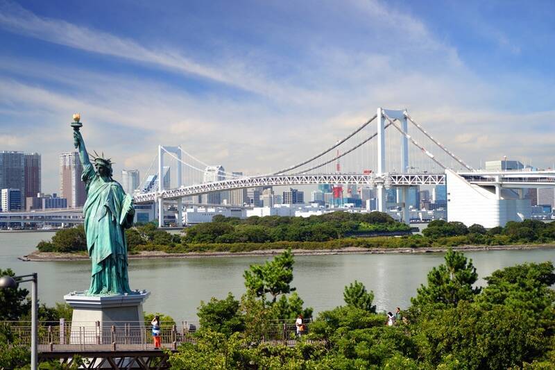 「お台場レインボー花火2025」12/6-27開催！ 週末とクリスマスイブは19時に夜空を見上げて