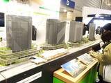 「「品川開発プロジェクト」の大型模型が来場者の目を奪う　SCビジネスフェアに全国のJRや私鉄が出展（神奈川県横浜市）」の画像1