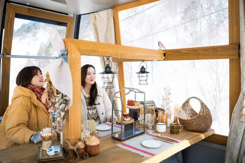 谷川岳ヨッホで2つのプログラム 貸切ゴンドラで「絶景空中ピクニック」と「雪山登山スクール」が登場！（群馬県みなかみ町）
