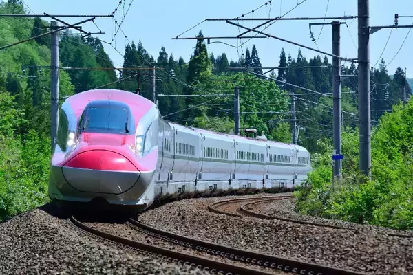 「2026年秋田竿燈まつりは8/3開幕、伝統の灯りとデジタルアートが融合！ 初のドローンショー＆昼夜スケジュール徹底解説(有料席残席わずか)」の画像