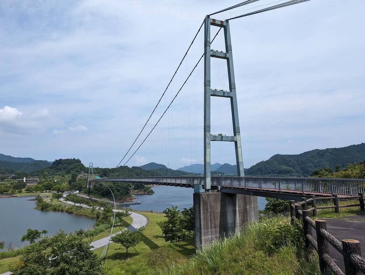 新宿からロマンスカーで最速40分台！神奈川「かながわやまなみエリア」で叶える温泉＆絶景グルメ旅のすすめ