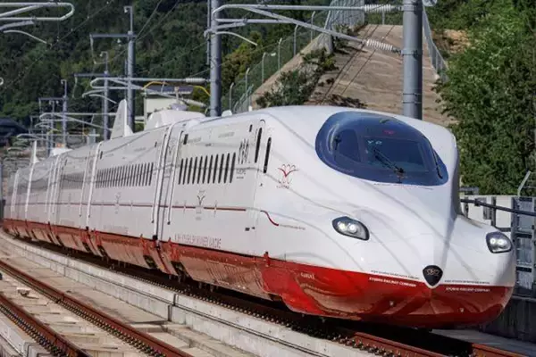 新幹線に特急、トロッコも……JR旅客6社の列車を乗り継ぎ長崎から札幌へ 鉄道開業150年で4泊5日の記念ツアー