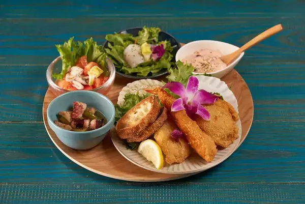 「近江鉄道コラボや絶景ランチなど丹後の食と絶景を堪能する3つの旅　観光列車「丹後くろまつ号」が2026年春夏コースの予約を開始（4月運行開始）」の画像