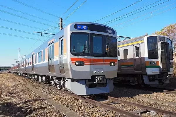 「新型特急「HC85系」が次世代バイオディーゼル燃料で動いた　JR東海が実用性検証試験公開　ユーグレナ社の燃料に着目した理由は」の画像