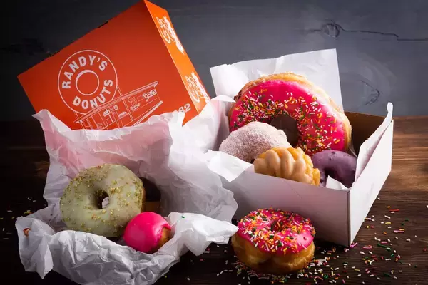 「【東京ソラマチ】東武沿線初「RANDY’S DONUTS」＆ソラマチ初「ゴンチャ」が登場　2026年秋にフードマルシェ第2弾リニューアル！」の画像