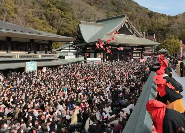 「冬の岡山を彩る風物詩　後楽園の「芝焼き」から倉敷の「雛めぐり」まで季節の移ろいを楽しむ伝統行事4選」の画像
