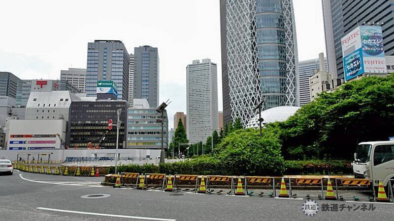 新宿西口地下広場を歩きます【駅ぶら】06京王電鉄　京王線004