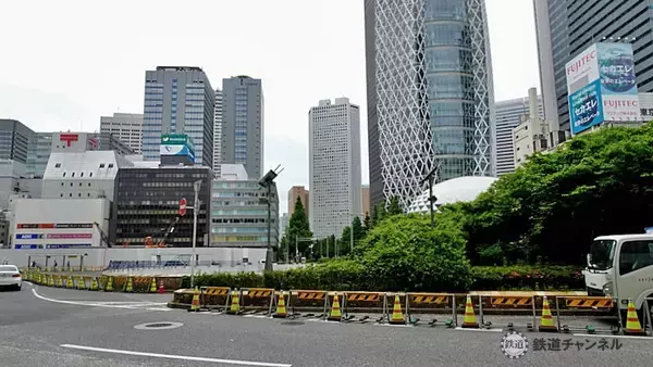 「新宿西口地下広場を歩きます【駅ぶら】06京王電鉄　京王線004」の画像
