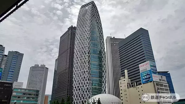 「新宿西口地下広場を歩きます【駅ぶら】06京王電鉄　京王線004」の画像