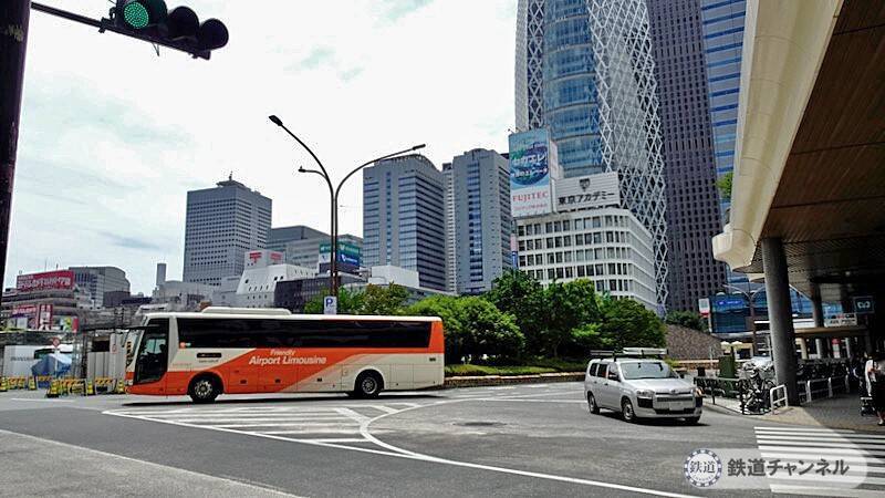 新宿西口地下広場を歩きます【駅ぶら】06京王電鉄　京王線004