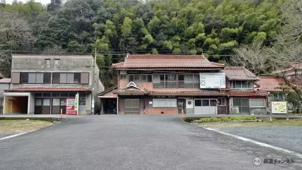 「森々と静かな時間が流れています【木造駅舎カタログ】山口線03/257　篠目駅」の画像